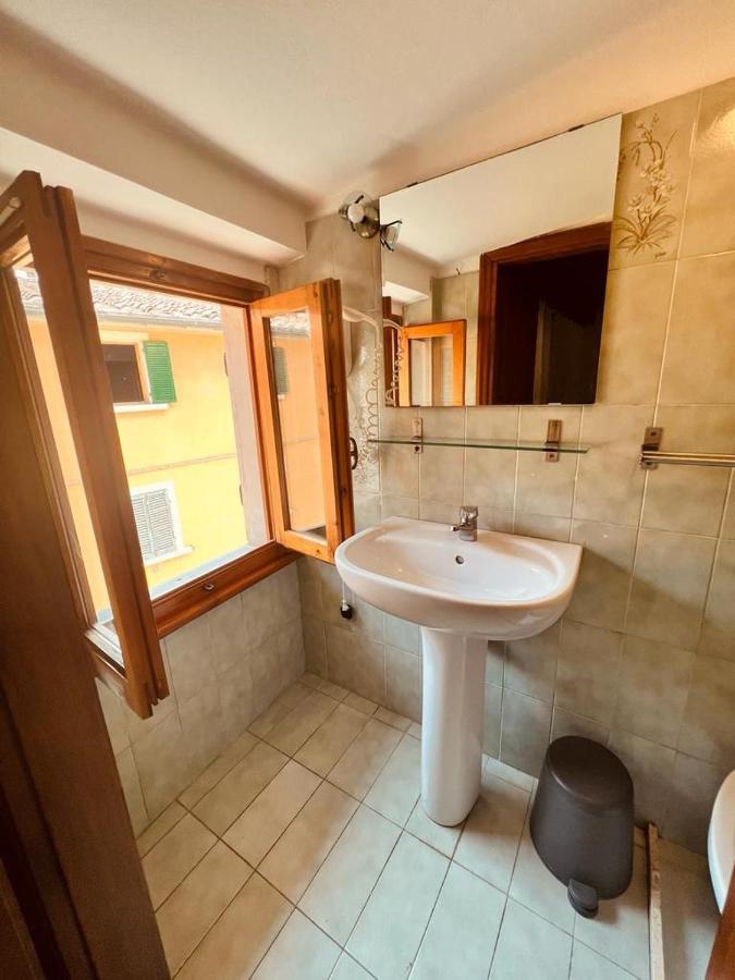 Albergo Dal Fata Gambassi Terme Exteriör bild